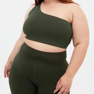 Girlfriend Collective Matching Bra and Skirt Set.